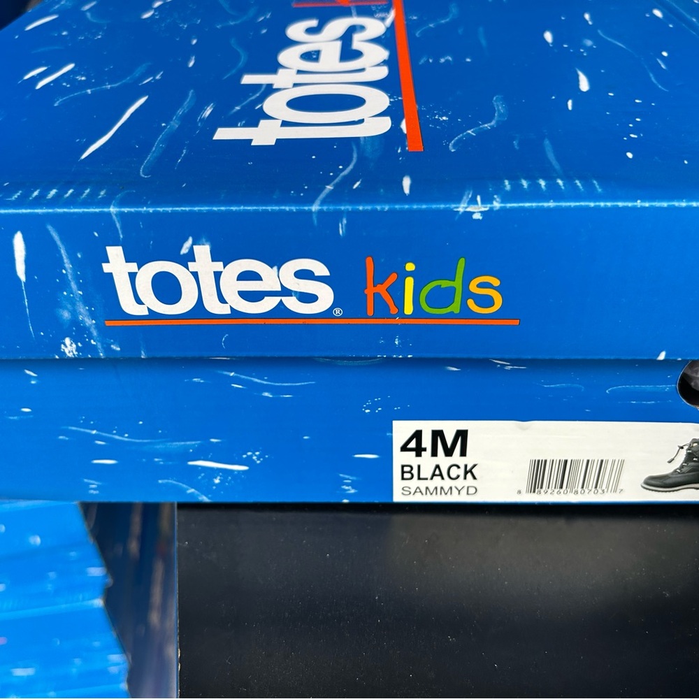 Kids boots